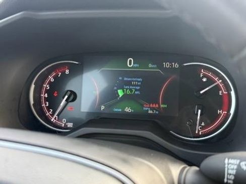 Used 2024 Toyota RAV4 Adventure image 14