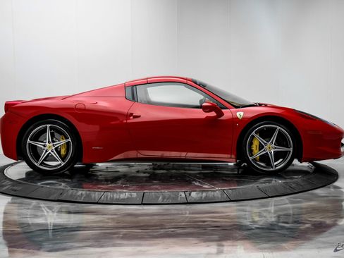 Used 2013 Ferrari 458 Spider image 23