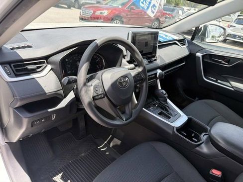 Used 2023 Toyota RAV4 LE FWD image 11