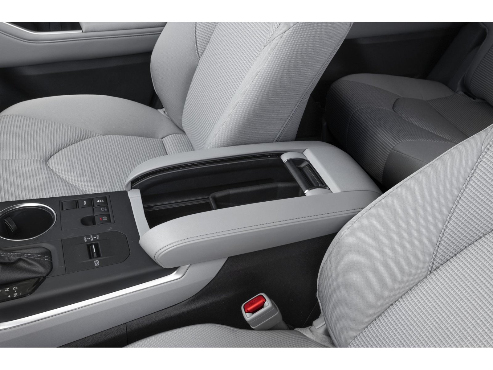 Used 2025 Toyota Highlander XLE AWD/4WD image 12