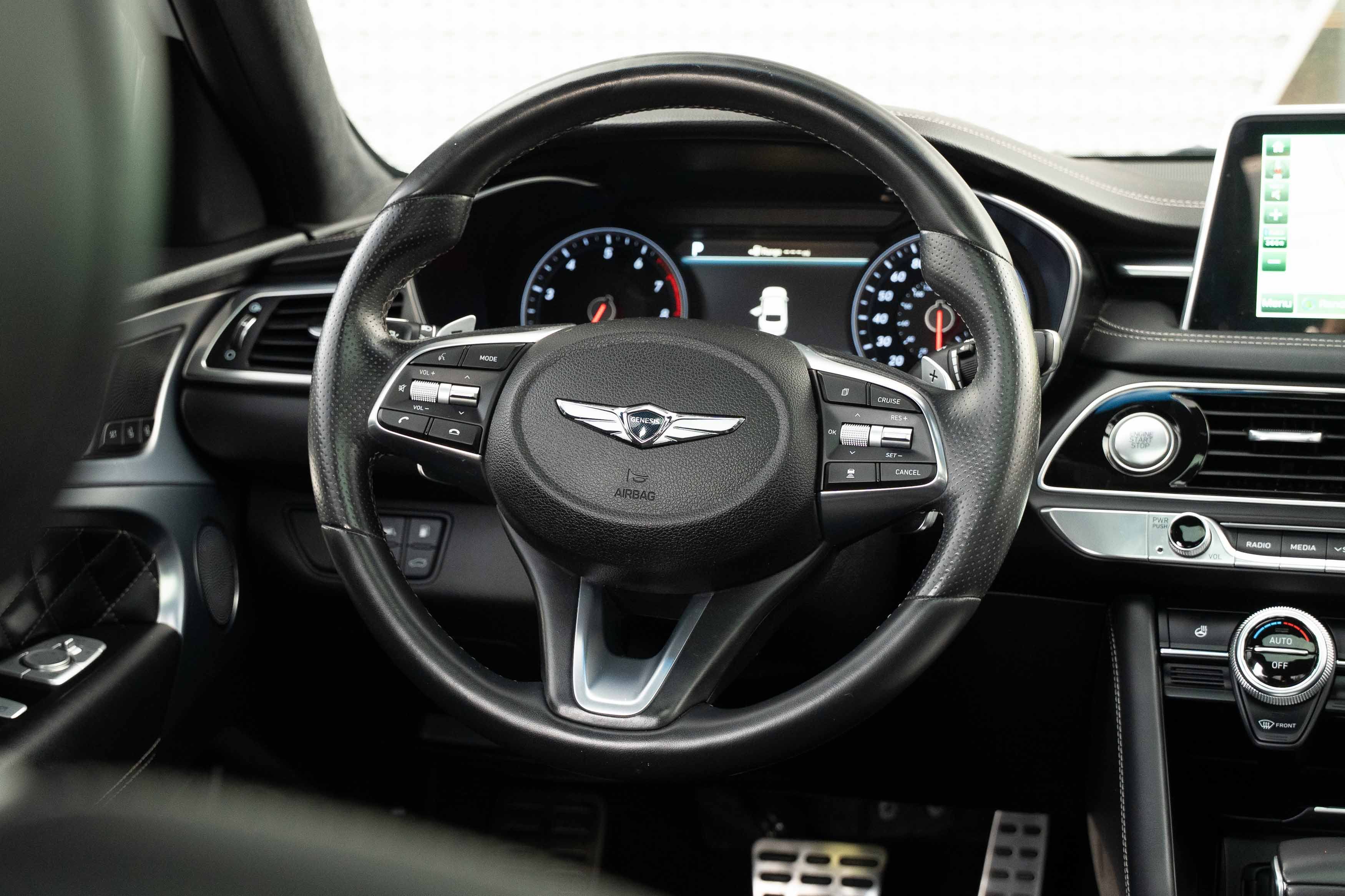 Used 2019 Genesis G70 2.0T Advanced w/ Sport Package AWD/4WD image 9
