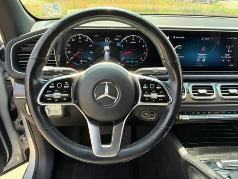 Used 2021 Mercedes-Benz GLS 450 4MATIC image 25