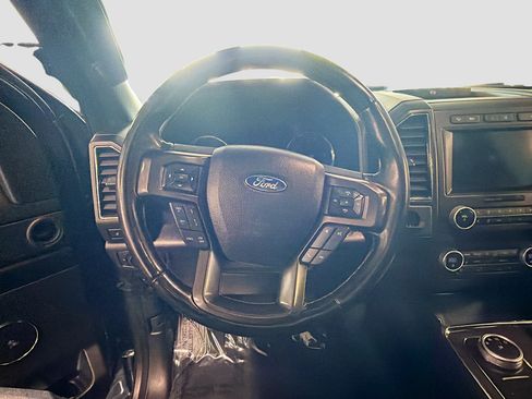 Used 2021 Ford Expedition Max Limited AWD/4WD image 17