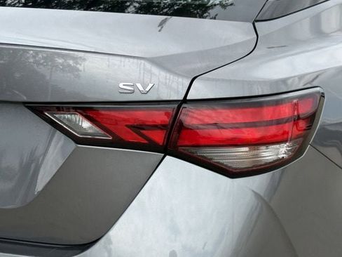 Used 2024 Nissan Sentra SV FWD image 7