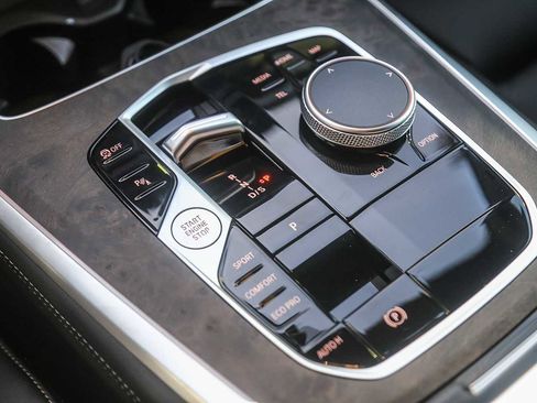 New 2026 BMW X5 sDrive40i image 16