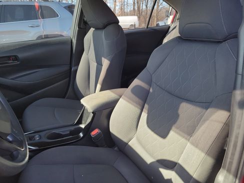 Certified 2022 Toyota Corolla LE image 11