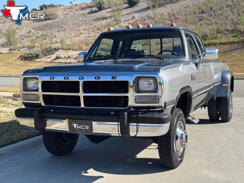 Used 1993 Dodge D/W Truck 350 image 4