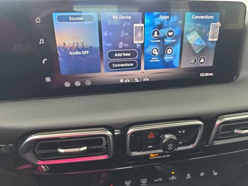New 2026 Nissan Sentra SV w/ SV Convenience Package FWD image 11