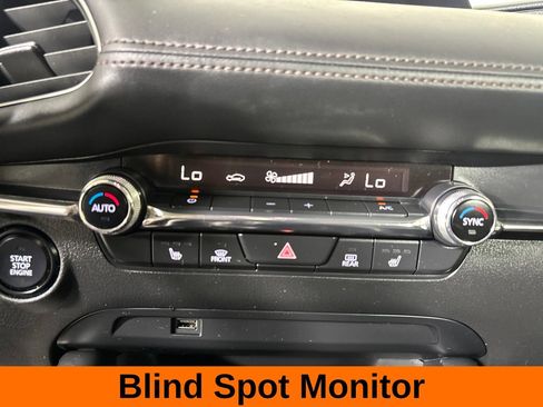 Used 2019 MAZDA MAZDA3 AWD Sedan w/ Preferred Package image 18