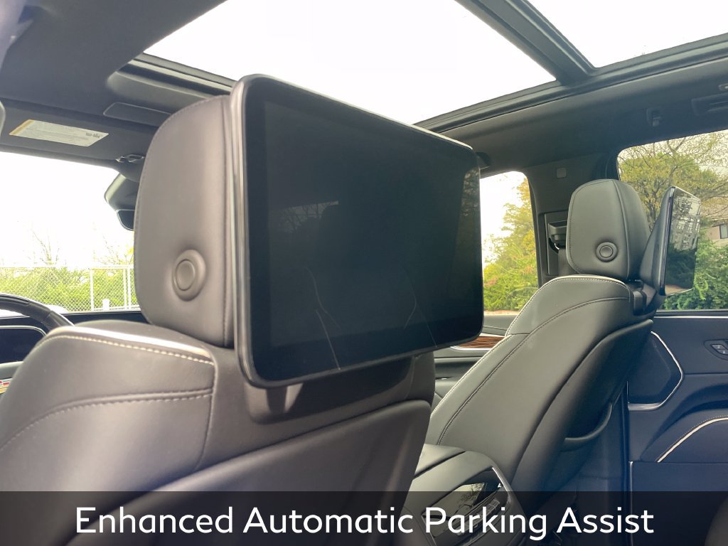 Used 2024 Cadillac Escalade Premium Luxury AWD/4WD image 14