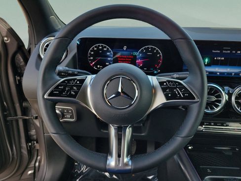 Certified 2026 Mercedes-Benz GLA 250 image 28