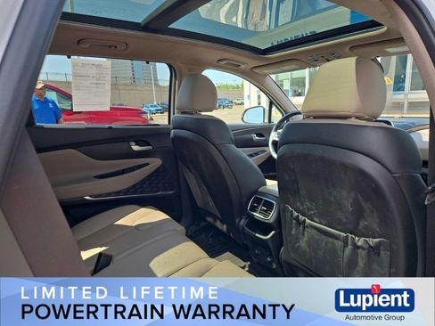 Used 2020 Hyundai Santa Fe SEL w/ Convenience + Premium Package AWD/4WD image 17