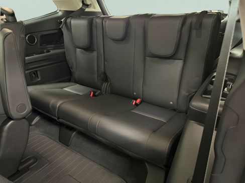 New 2025 Subaru Ascent Touring w/ Popular Package #2 image 20