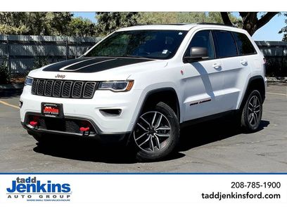 Used 2020 Jeep Grand Cherokee Trailhawk w/ Premium Lighting Group