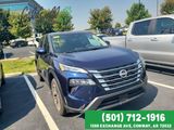 Used 2024 Nissan Rogue SV image 4