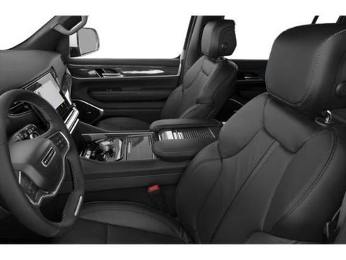 Used 2022 Jeep Wagoneer Series II w/ Premium Group I image 9