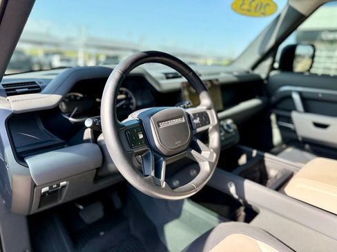 Used 2023 Land Rover Defender 110 X-Dynamic SE AWD/4WD image 8