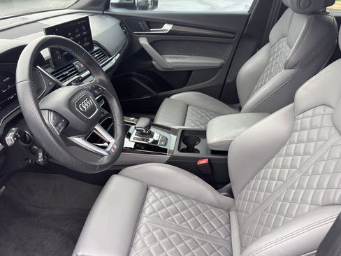 Used 2023 Audi SQ5 Premium Plus w/ Premium Plus Package image 10