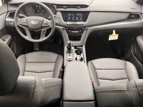New 2026 Cadillac XT5 Premium Luxury image 9