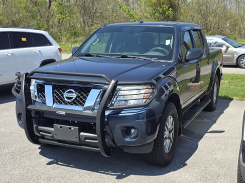 Used 2016 Nissan Frontier SV image 7
