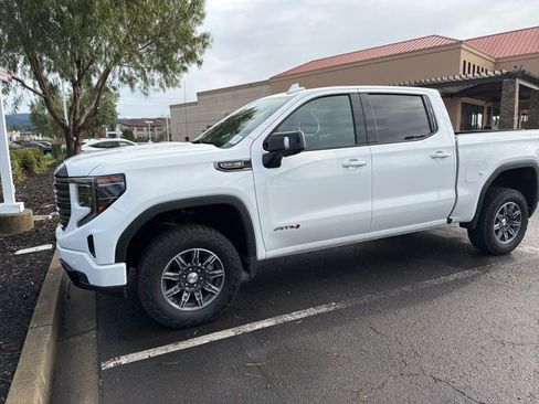 Used 2025 GMC Sierra 1500 AT4 image 16