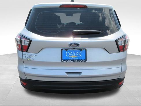 Used 2017 Ford Escape S FWD image 4