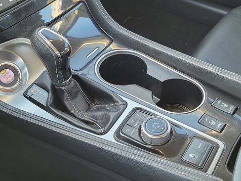 Used 2023 Nissan Maxima SV w/ Floor Mat Group image 12