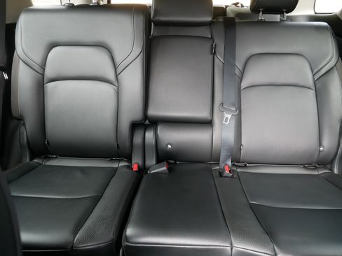 Certified 2024 Nissan Pathfinder SL AWD/4WD image 13