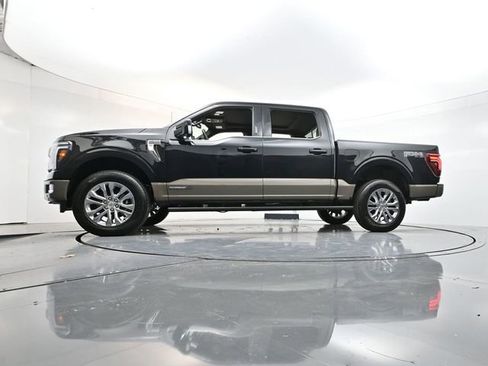 New 2026 Ford F250 Platinum AWD/4WD image 29