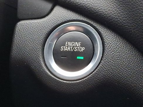 Used 2023 Chevrolet Equinox LT w/ LPO, Floor Liner Package image 26