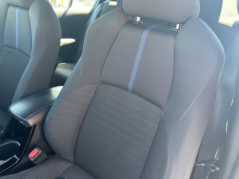 Used 2021 Toyota Corolla SE w/ SE Premium Package image 18