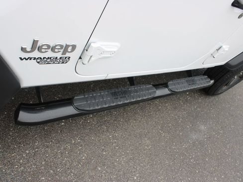 Used 2019 Jeep Wrangler Unlimited Sport S AWD/4WD image 21