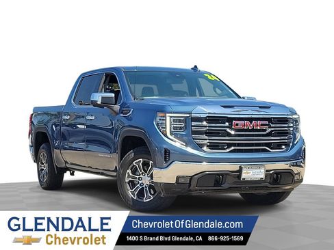 Certified 2024 GMC Sierra 1500 SLT RWD image 1