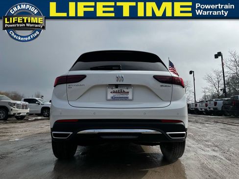 Used 2024 Buick Envision Preferred image 11