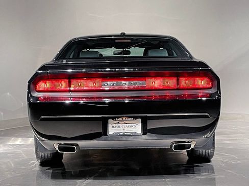 Used 2012 Dodge Challenger R/T Plus RWD image 40