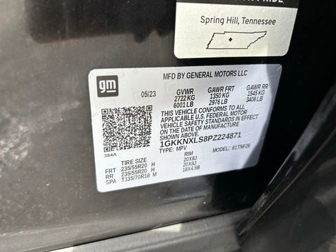 Used 2023 GMC Acadia Denali w/ Denali Technology Package image 14