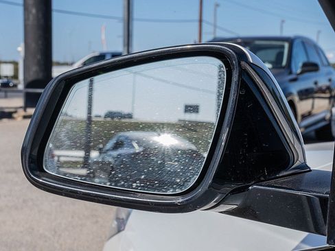 Used 2018 BMW X2 sDrive28i w/ Premium Package image 34