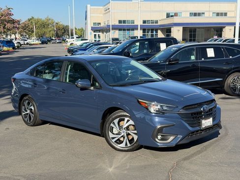 Used 2024 Subaru Legacy Premium AWD/4WD image 2