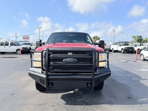 Used 2011 Ford F250 XL w/ PWR Equipment Group AWD/4WD image 2