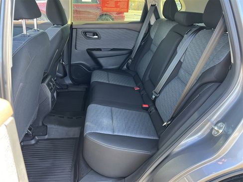 Certified 2023 Nissan Rogue SV image 22