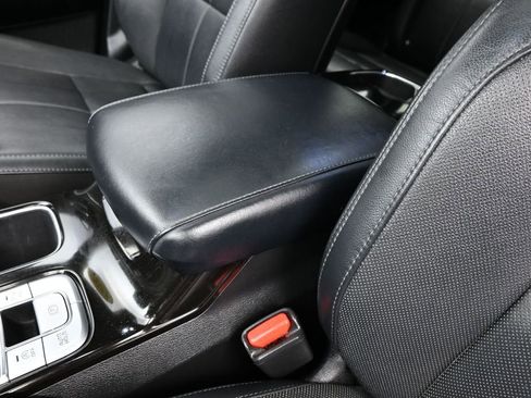 Used 2021 Kia Telluride EX w/ EX Premium Package AWD/4WD image 31