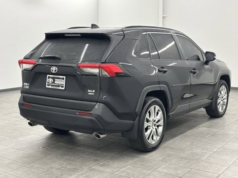 Used 2024 Toyota RAV4 XLE Premium image 2