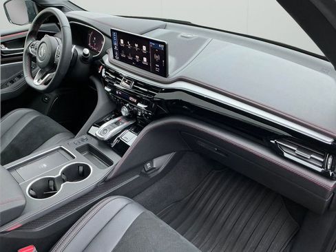 Used 2025 Acura MDX A-Spec image 18