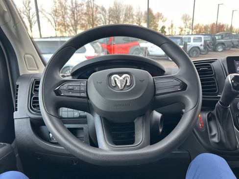 Used 2025 RAM ProMaster 2500 w/ Storage Group image 12