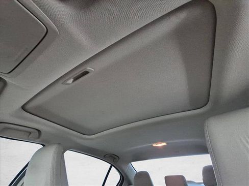 Used 2017 Honda Accord EX-L image 16