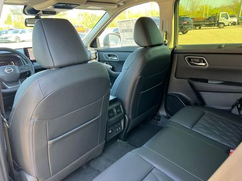 New 2026 Nissan Rogue Platinum w/ Platinum Premium Package AWD/4WD image 39