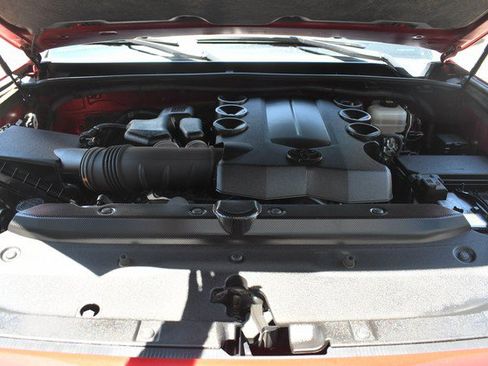 Certified 2022 Toyota 4Runner TRD Off-Road Premium w/ Moonroof Package AWD/4WD image 30