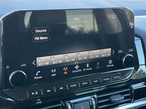 Certified 2025 Nissan Pathfinder SL image 21