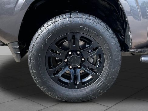 Used 2021 Toyota Tacoma SR w/ SR Convenience Package RWD image 10