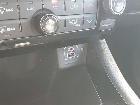Used 2025 Jeep Compass Trailhawk AWD/4WD image 20